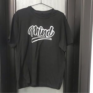 An original mind graphic T-shirt, size XL, made of pure cotton